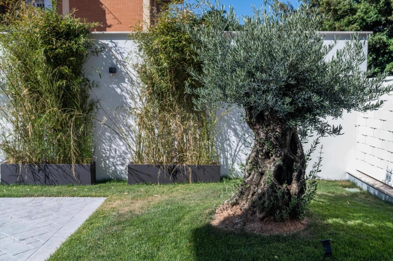 Grey House Guest House Luxury Latina Eksteriør bilde