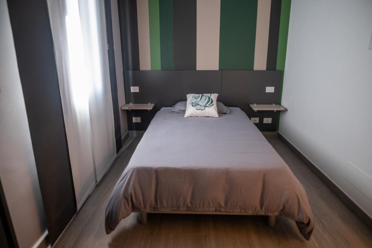 Grey House Guest House Luxury Latina Eksteriør bilde
