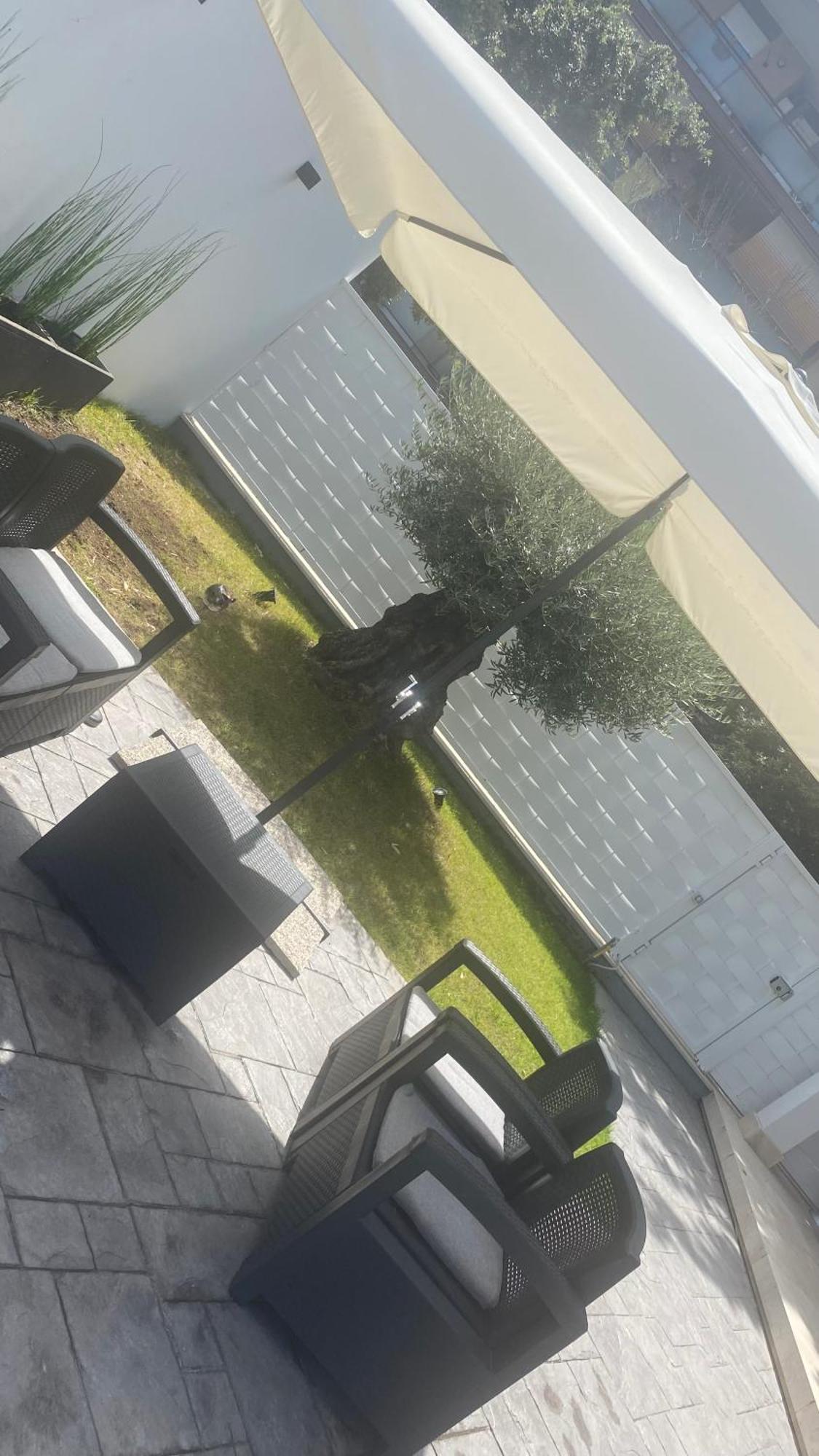 Grey House Guest House Luxury Latina Eksteriør bilde